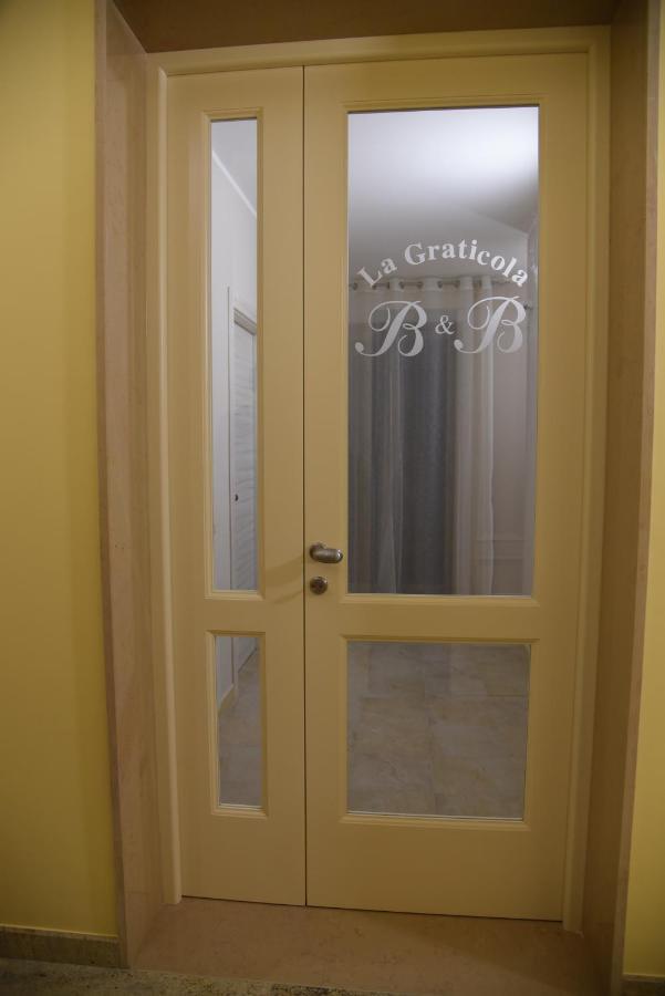 B&B La Graticola Ristorante Pizzeria Trepuzzi エクステリア 写真